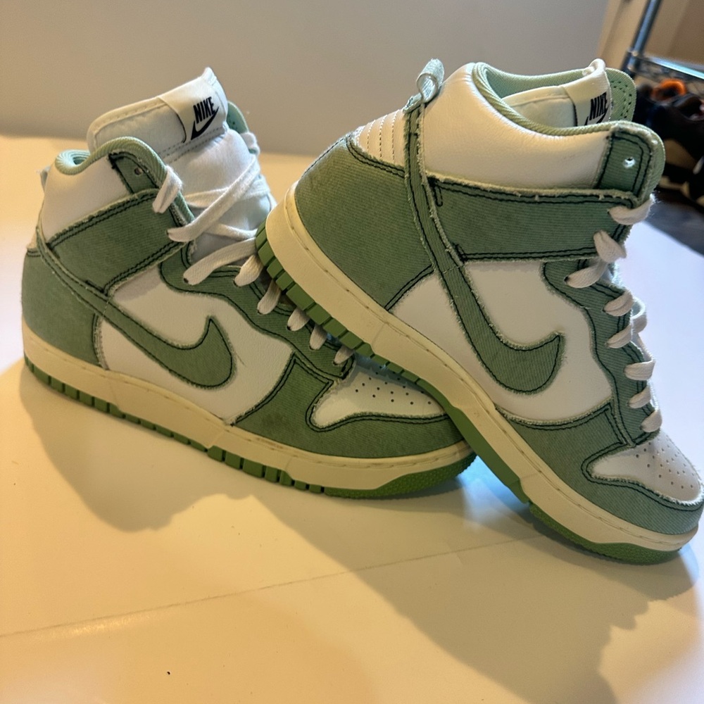 Nike Kids High-Top Sneakers — Mint & White